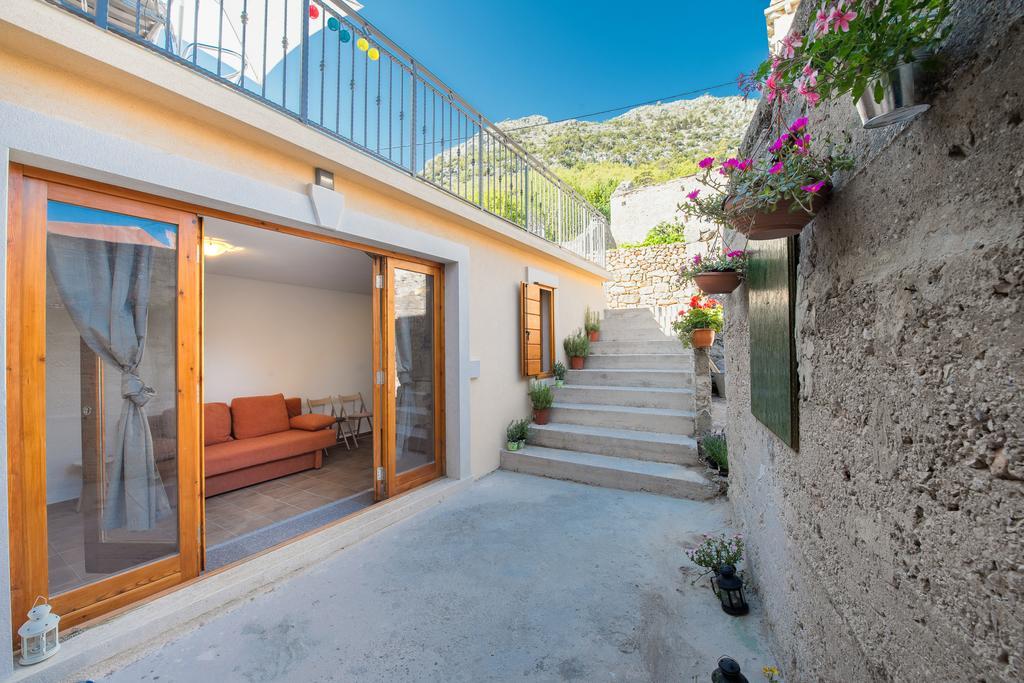 Apartment Pod Kastilom ييلسا المظهر الخارجي الصورة